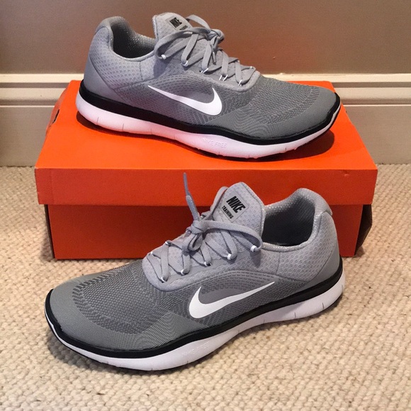 nike v7 free trainer